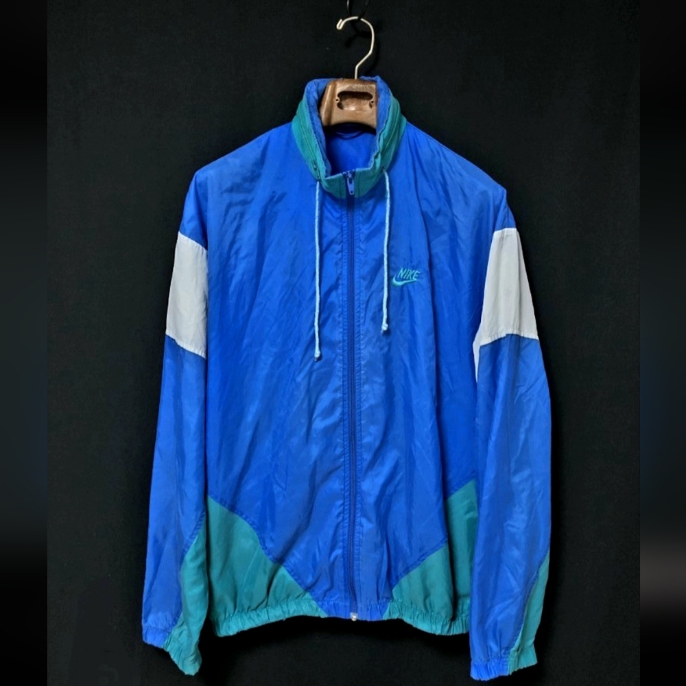 Vintage 90's Nike Windbreaker Jacket.